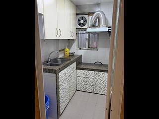 Sai Wan Ho - Tai Hong House 04