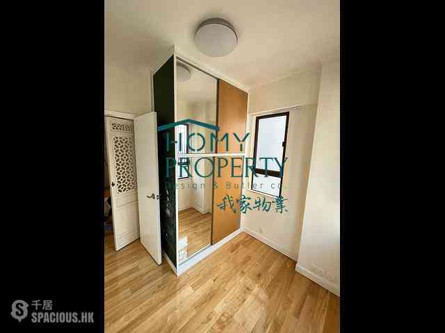 Sai Ying Pun - Golden Phoenix Court 03