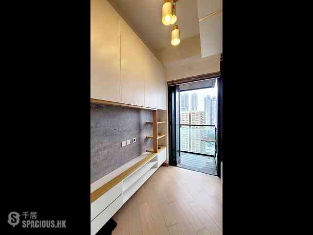 Sai Wan Ho - Parker 33 02