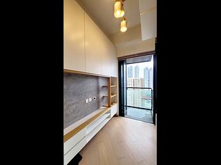 Sai Wan Ho - Parker 33 02