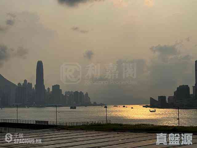 North Point - City Garden 01