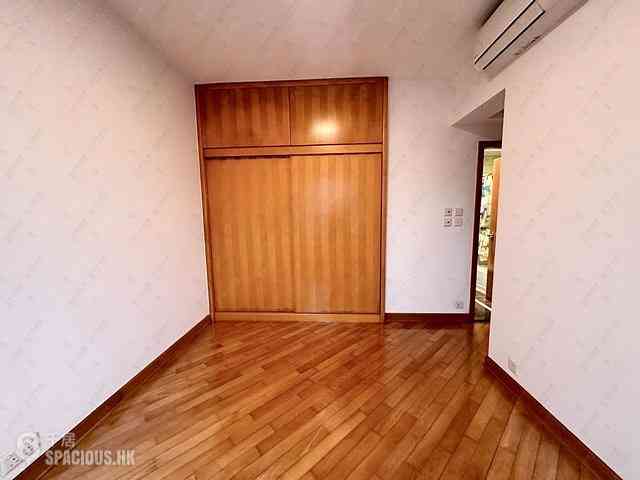 Shek Tong Tsui - The Belcher's Phase 2 Block 6 04