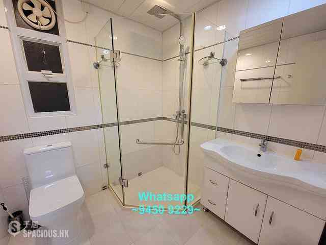 Sheung Wan - 185, Wing Lok Street 04
