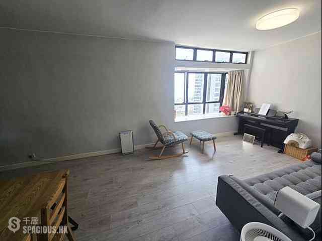 Discovery Bay - Discovery Bay Phase 5 Greenvale Village Greenburg Court (Block 2) 2 05