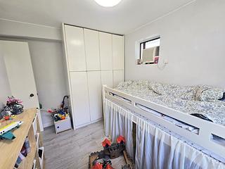 Discovery Bay - Discovery Bay Phase 5 Greenvale Village Greenburg Court (Block 2) 2 08