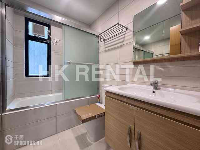 Mid Levels Central - Vantage Park 13