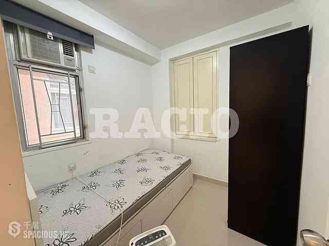 Sai Ying Pun - Wah Fai Court 06