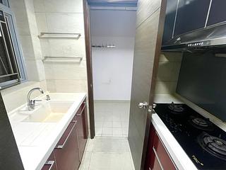 Sai Wan Ho - Grand Promenade Block 6 09