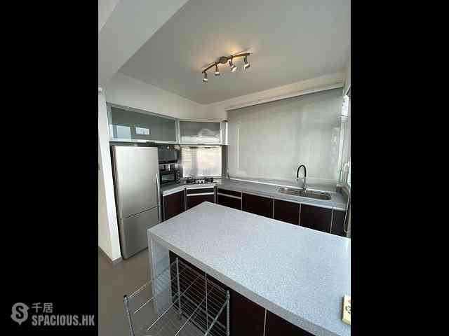 Causeway Bay - Hoi Deen Court 04