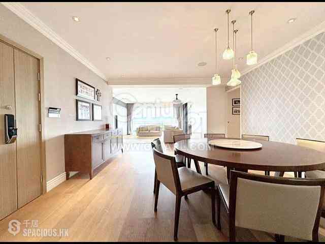 Stubbs Road - Evergreen Villa 04