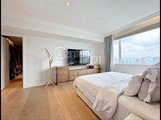 Stubbs Road - Evergreen Villa 11