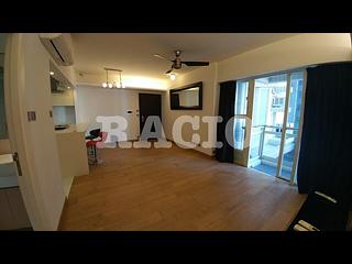 Soho - Centrestage 06