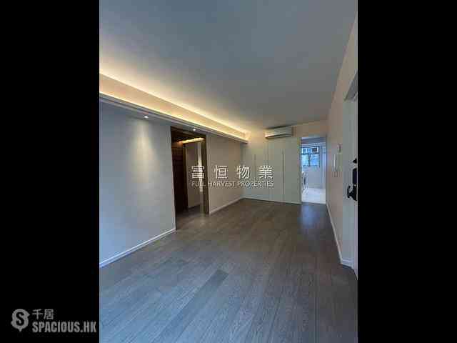 Mid Levels Central - Cimbria Court 01