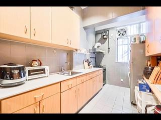 Mid Levels Central - Bayview Mansion 05