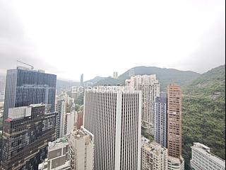 Wan Chai - The Avenue 02
