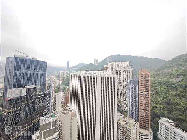 Wan Chai - The Avenue 02