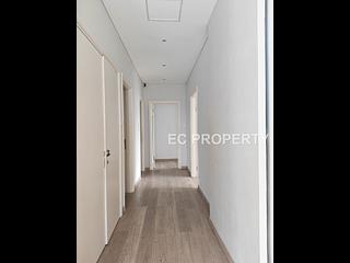 The Peak - Guildford Court 23
