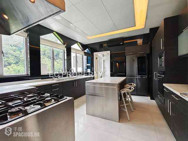The Peak - Guildford Court 08