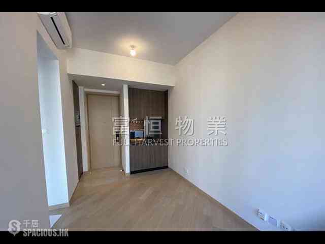 Shek Tong Tsui - Novum West 03