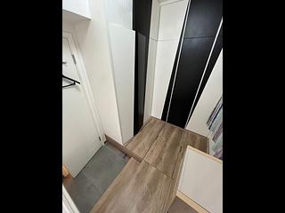 Sheung Wan - Lai Yan Lau 02