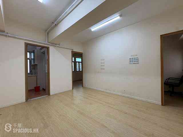 Sai Ying Pun - Tai Hing Building 02