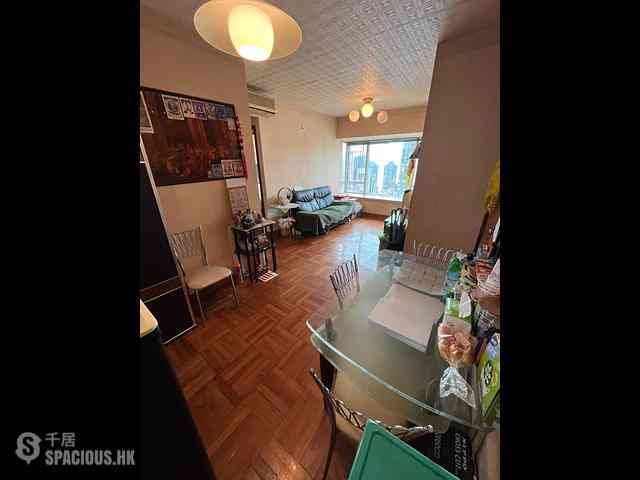 Sai Ying Pun - Ying Wa Court 10