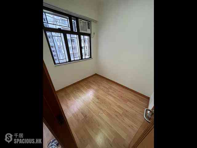 Sai Ying Pun - Wealth Building 08
