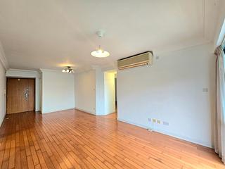 Tung Chung - Caribbean Coast Phase 4 Crystal Cove 08