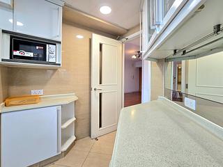 Tung Chung - Caribbean Coast Phase 4 Crystal Cove 12