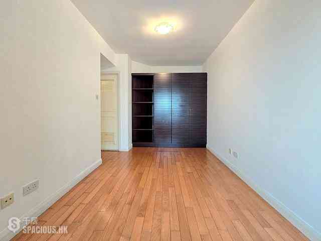Tung Chung - Caribbean Coast Phase 4 Crystal Cove 18