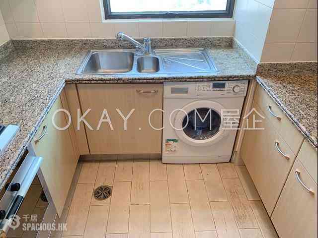 Mid Levels Central - Fairlane Tower 04