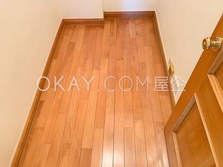 Mid Levels Central - Fairlane Tower 12