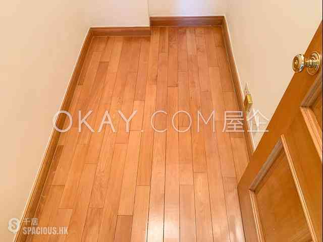 Mid Levels Central - Fairlane Tower 12