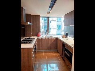 Shau Kei Wan - Island Garden 02