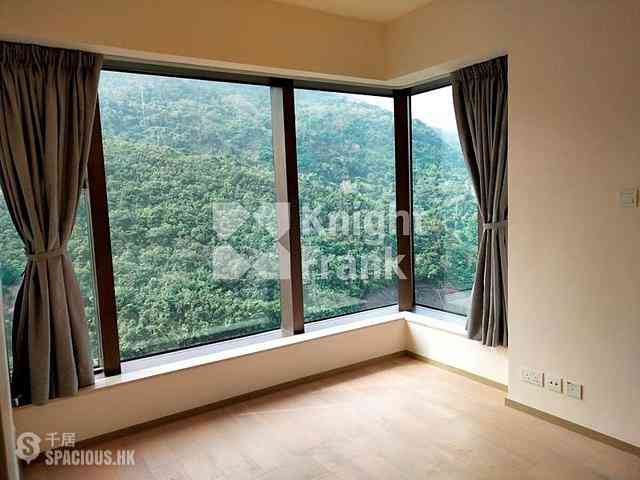 Shau Kei Wan - Island Garden 03