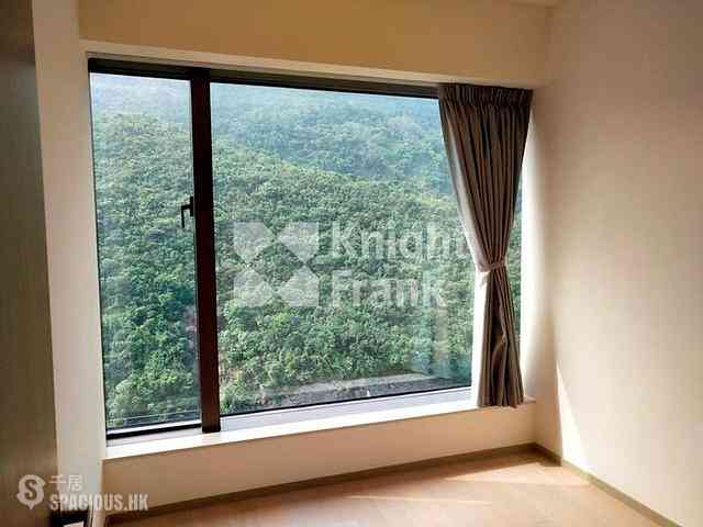 Shau Kei Wan - Island Garden 05