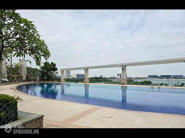 Tung Chung - Seaview Crescent 13
