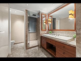 Mid Levels Central - Grenville House 15