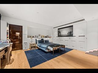 Mid Levels Central - Grenville House 17