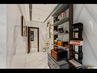 Mid Levels Central - Grenville House 22