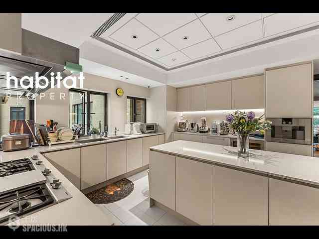 Mid Levels Central - Grenville House 23