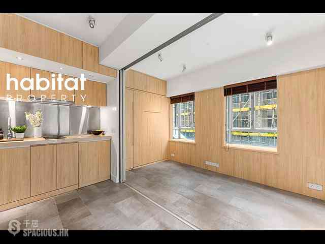 Mid Levels Central - Windsor Court 05