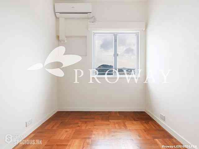 Chung Hom Kok - 30, Cape Road 08