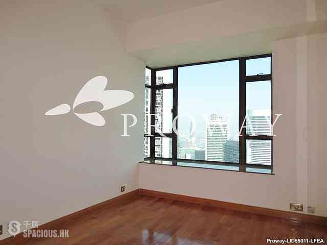 Mid Levels Central - Fairlane Tower 06