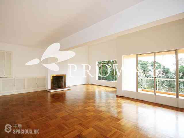 The Peak - Strawberry Hill 01