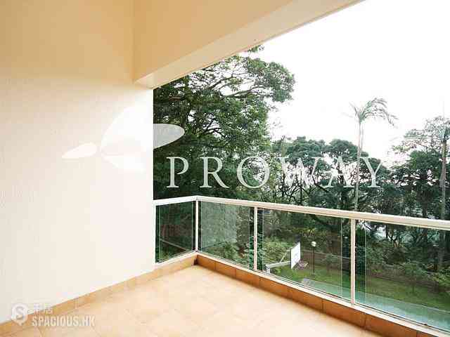 The Peak - Strawberry Hill 03