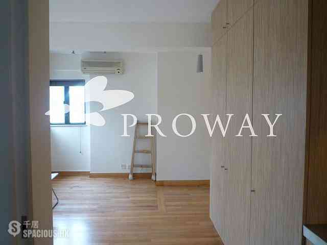 Sheung Wan - The Bellevue Place 05
