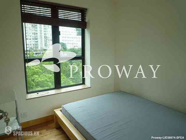 Sheung Wan - The Bellevue Place 06