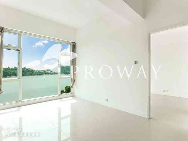 Chung Hom Kok - Cypresswaver Villas Block C 03