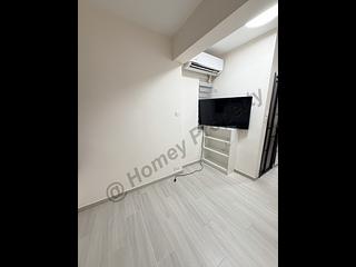 Causeway Bay - Po Wing Building Block 61-73 Lee Garden Road 04
